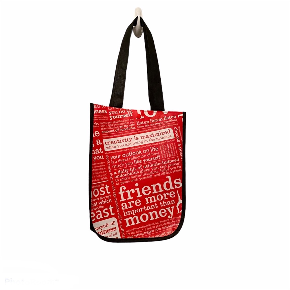 Lululemon small tote